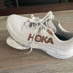 Womens Hoka Mach 5, size 11, GUC see pics, non smoking